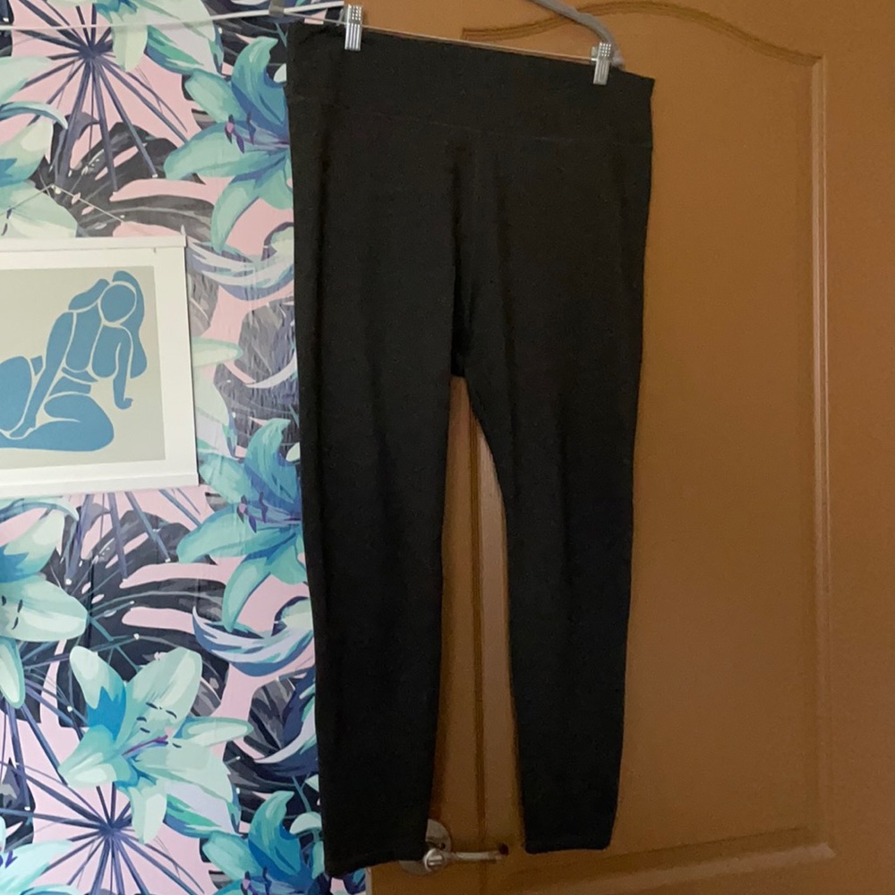 Fabletics Charcoal Gray Leggings